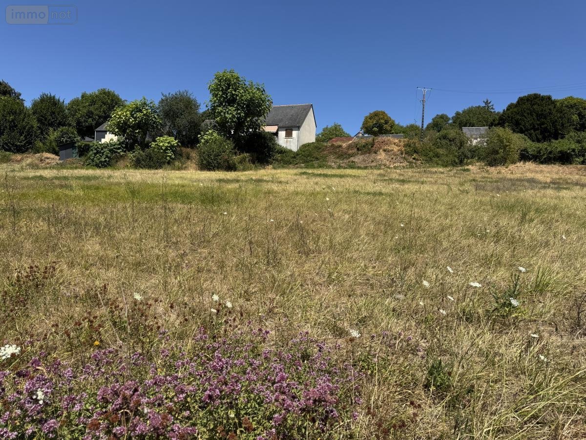 Terrain a batir a vendre La Roche-Clermault 37500 Indre-et-Loire 933 m2  31900 euros