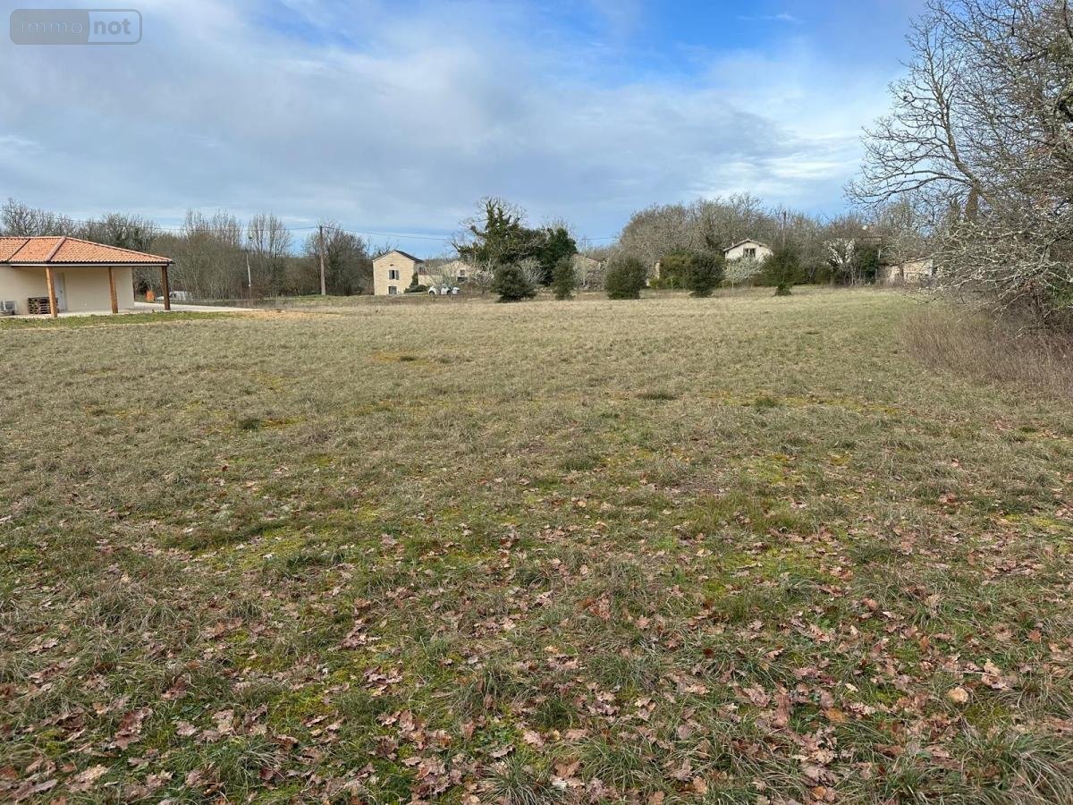 Terrain a batir a vendre Lalbenque 46230 Lot 1710 m2  35000 euros