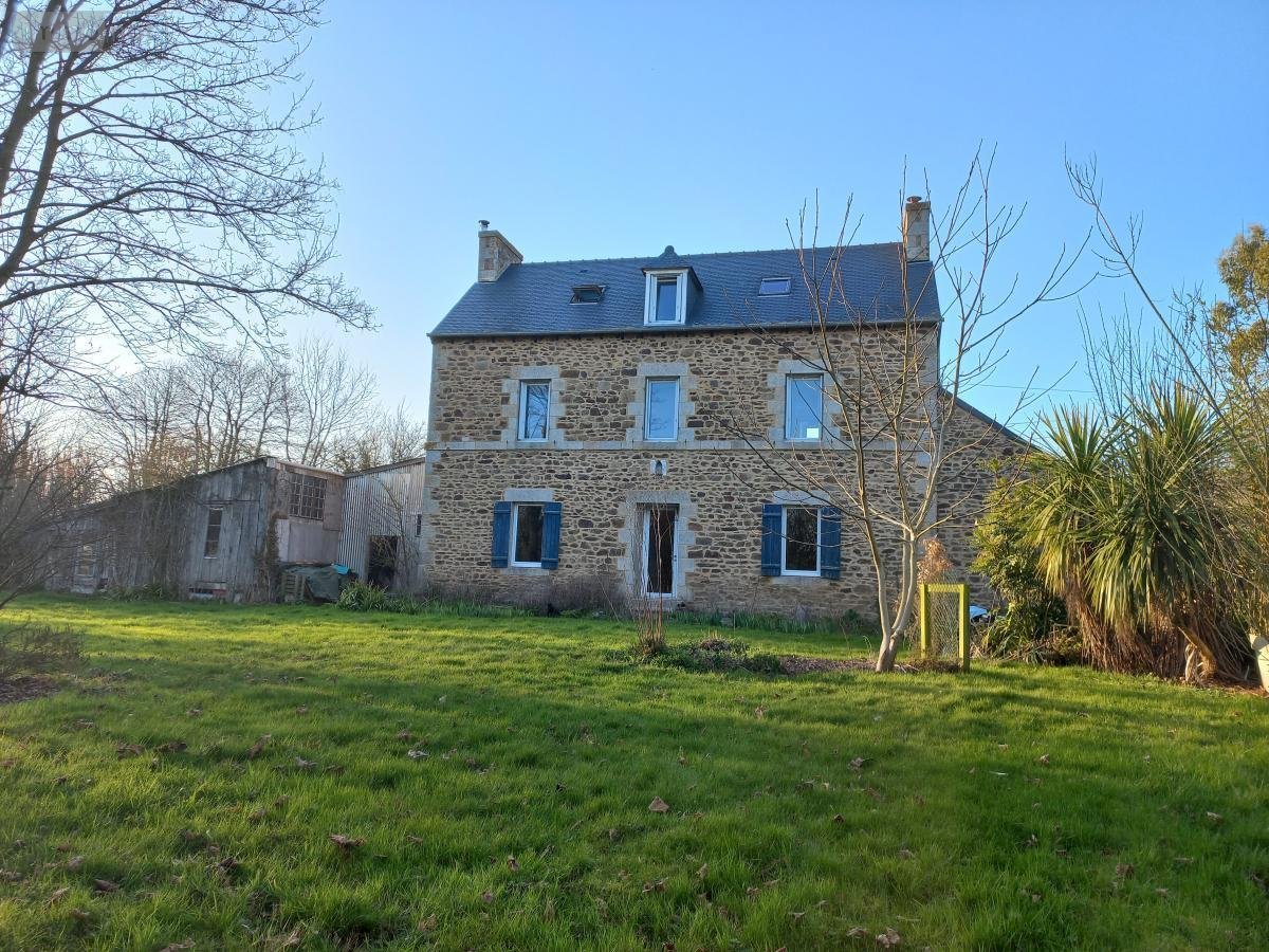 Maison a vendre Lamballe-Armor 22400 Côtes-d'Armor 182 m2  376200 euros
