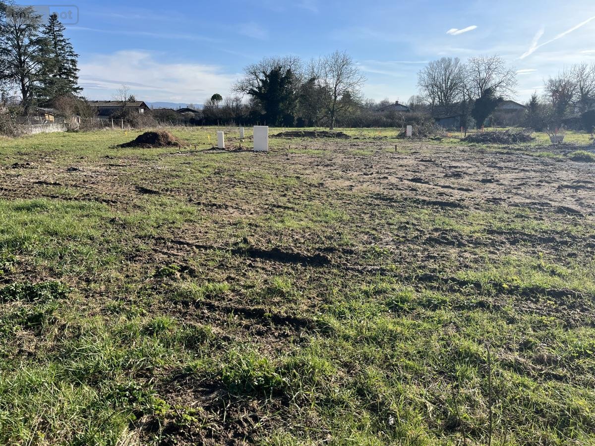 Terrain a batir a vendre Saint-Maurice-de-Gourdans 01800 Ain 399 m2  145000 euros