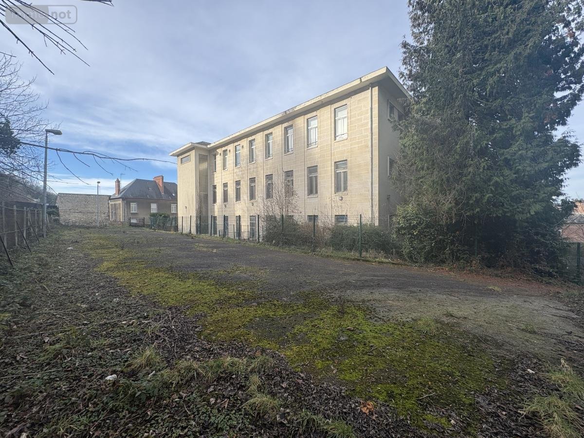 Immeuble a vendre Soissons 02200 Aisne 1900 m2  650000 euros