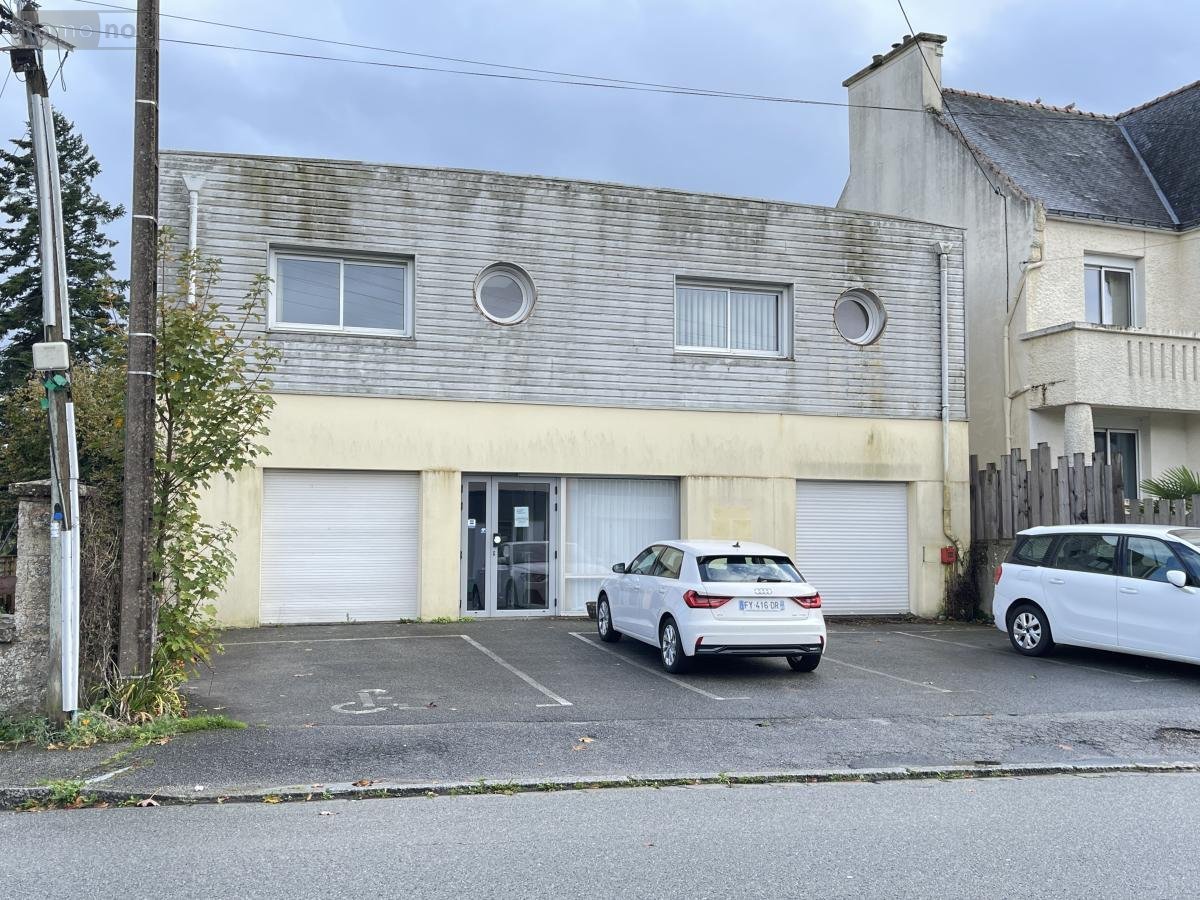 Fonds et murs commerciaux a vendre Locminé 56500 Morbihan 318 m2  411380 euros