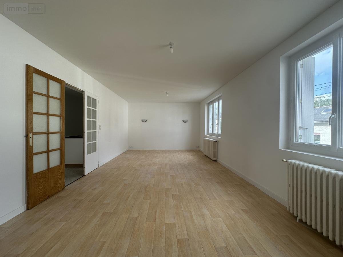 Location maison Angers 49000 Maine-et-Loire 99 m2 4 pièces 1600 euros