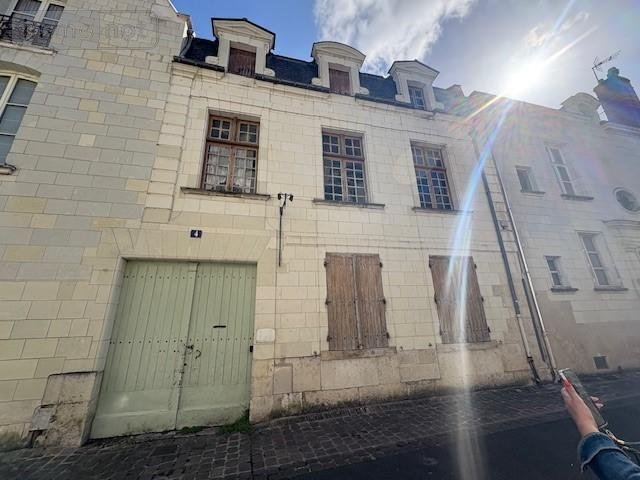 Maison a vendre Saumur 49400 Maine-et-Loire 210 m2 7 pièces 284800 euros