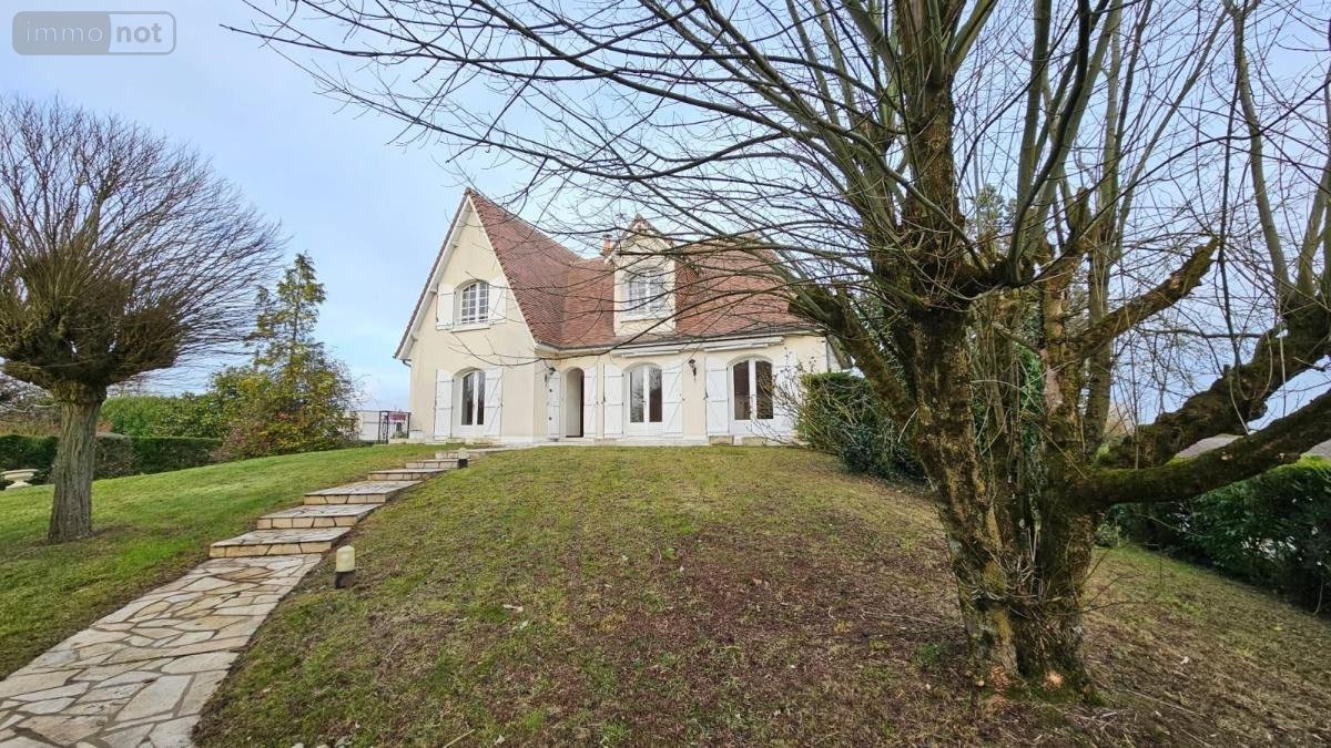 Maison a vendre Vendôme 41100 Loir-et-Cher 130 m2 6 pièces 249360 euros