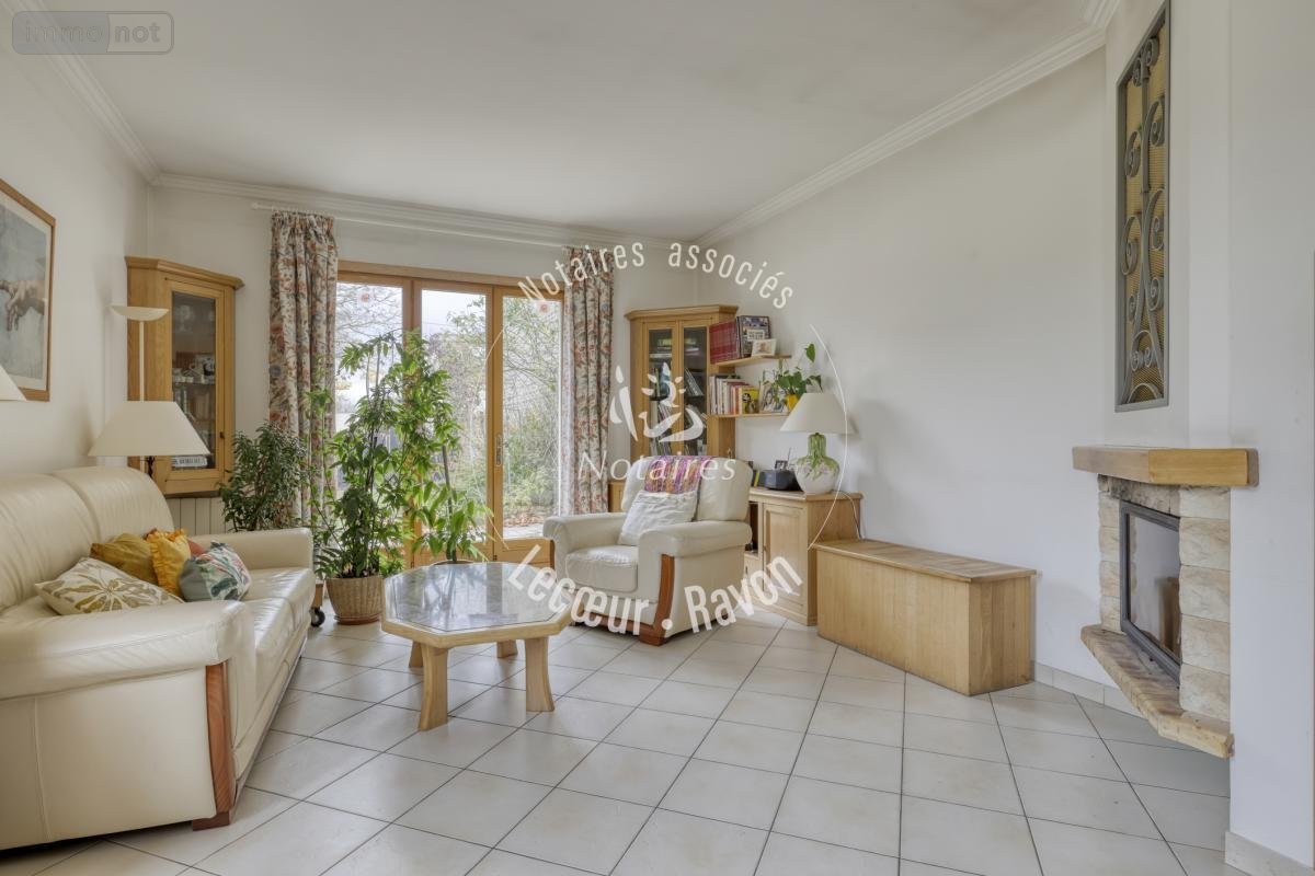 Immeuble a vendre Maisons-Laffitte 78600 Yvelines 103 m2  930000 euros