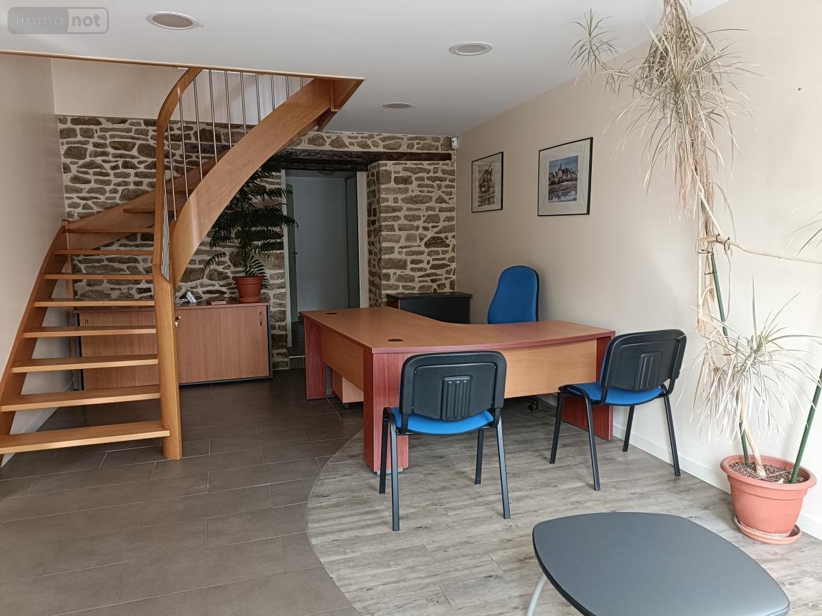 Location fonds et murs commerciaux Plémet 22210 Côtes-d'Armor 165 m2  1100 euros