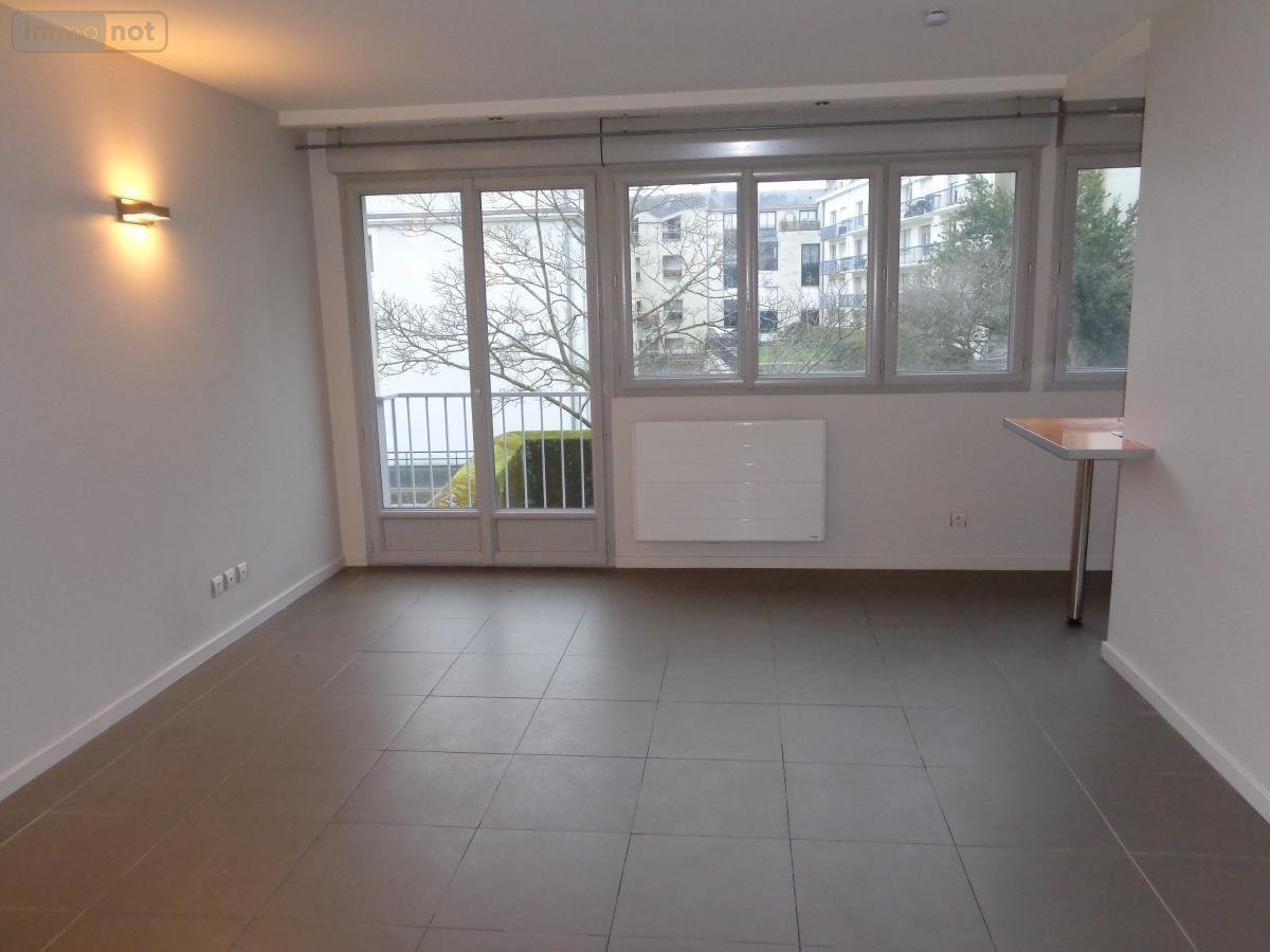 Location appartement Nantes 44000 Loire-Atlantique 29 m2 1 pièce 565 euros