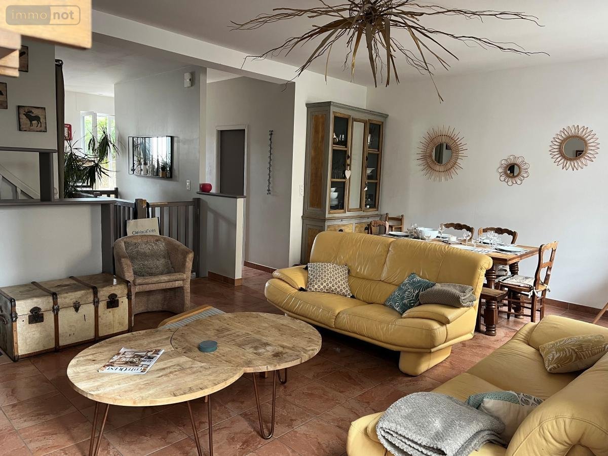 Appartement a vendre Auray 56400 Morbihan 120 m2 6 pièces 398240 euros