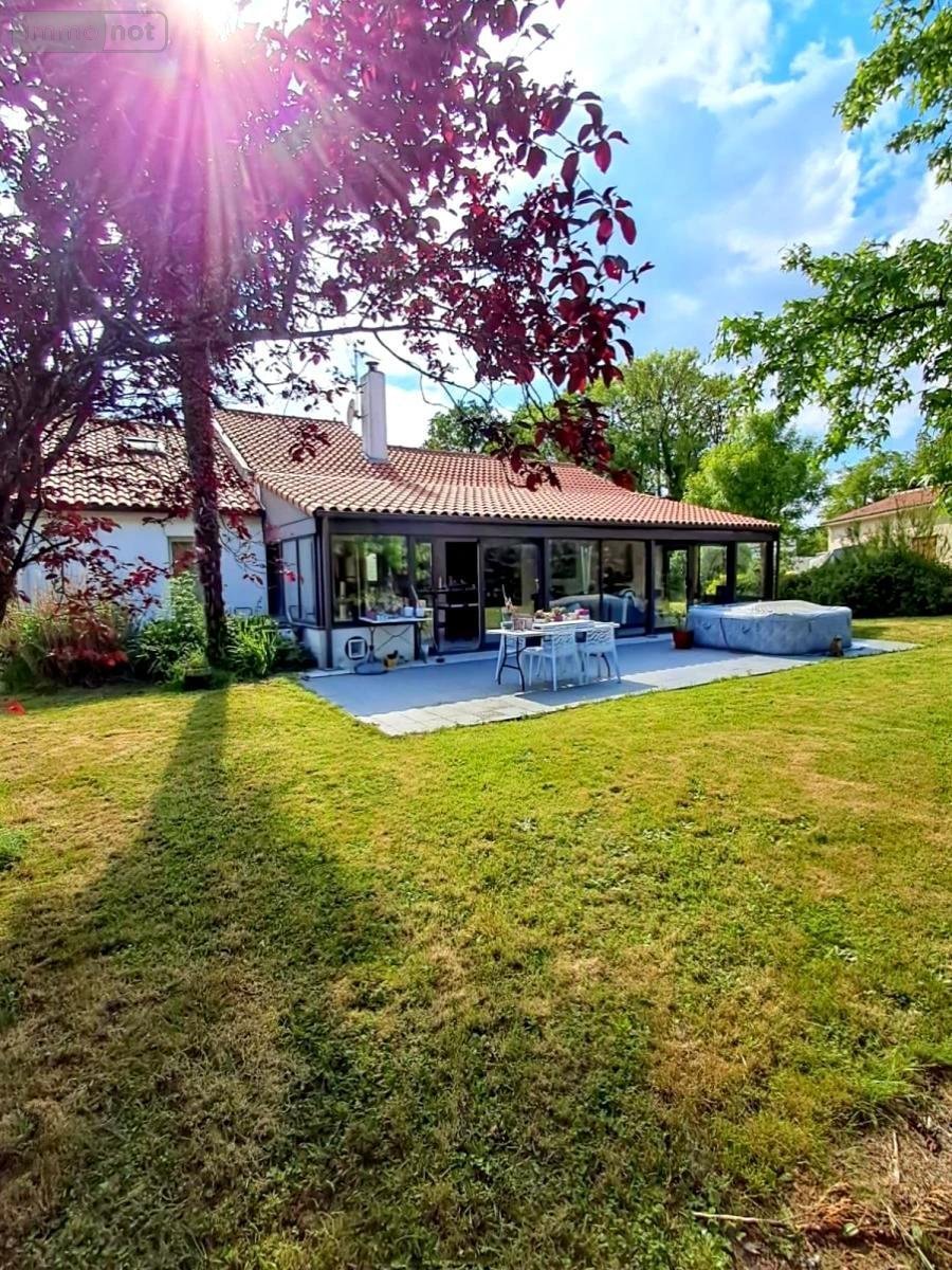Maison a vendre Saint-Père-en-Retz 44320 Loire-Atlantique 151 m2 6 pièces 323700 euros