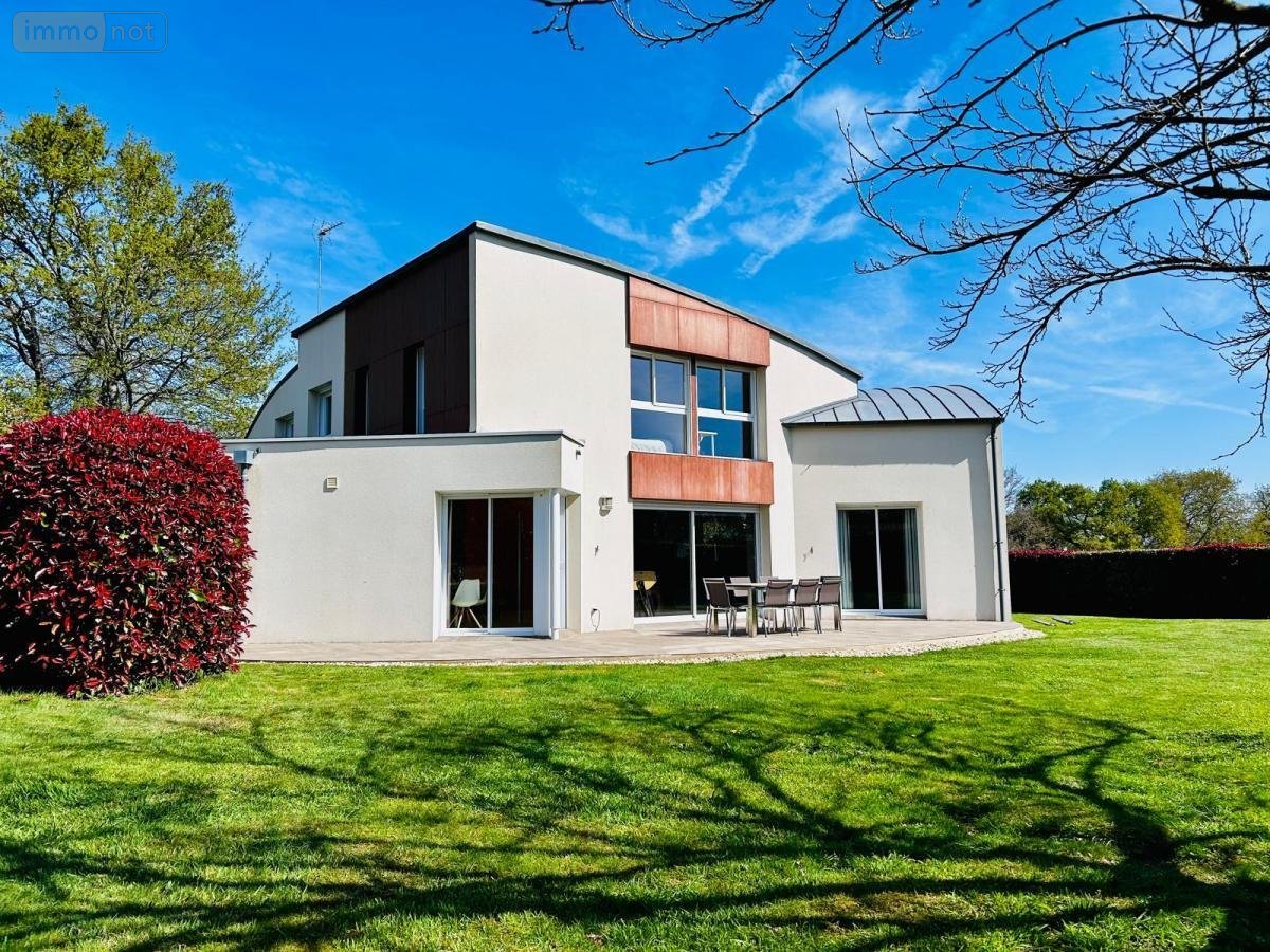 Maison a vendre Pontivy 56300 Morbihan 170 m2 7 pièces 348500 euros