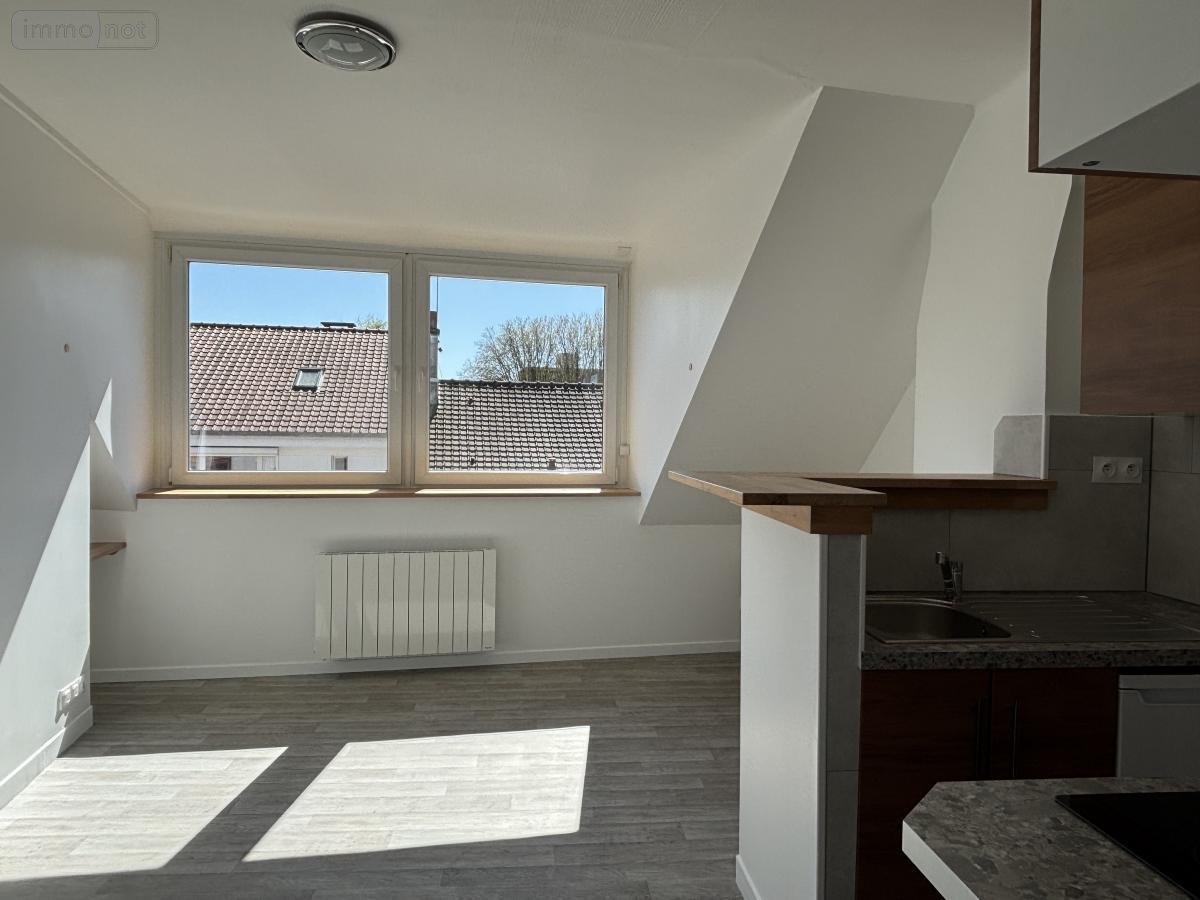 Location appartement Lille 59000 Nord 25 m2 1 pièce 580 euros