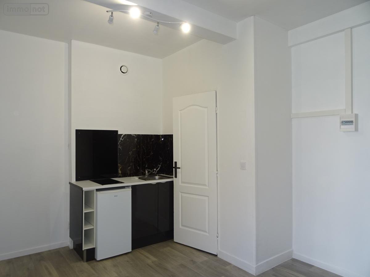 Location appartement Reims 51100 Marne 14 m2 1 pièce 480 euros
