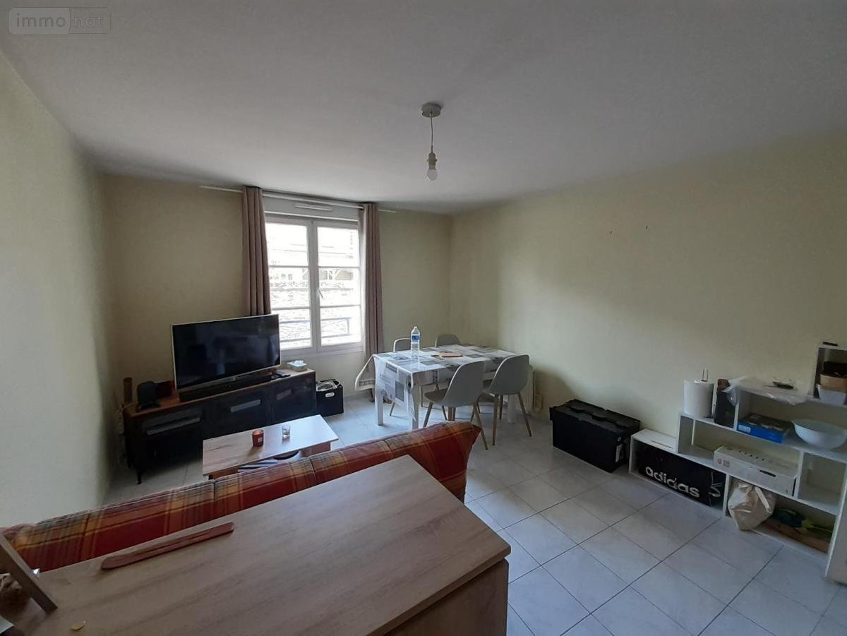 Location appartement Laval 53000 Mayenne 51 m2 2 pièces 450 euros