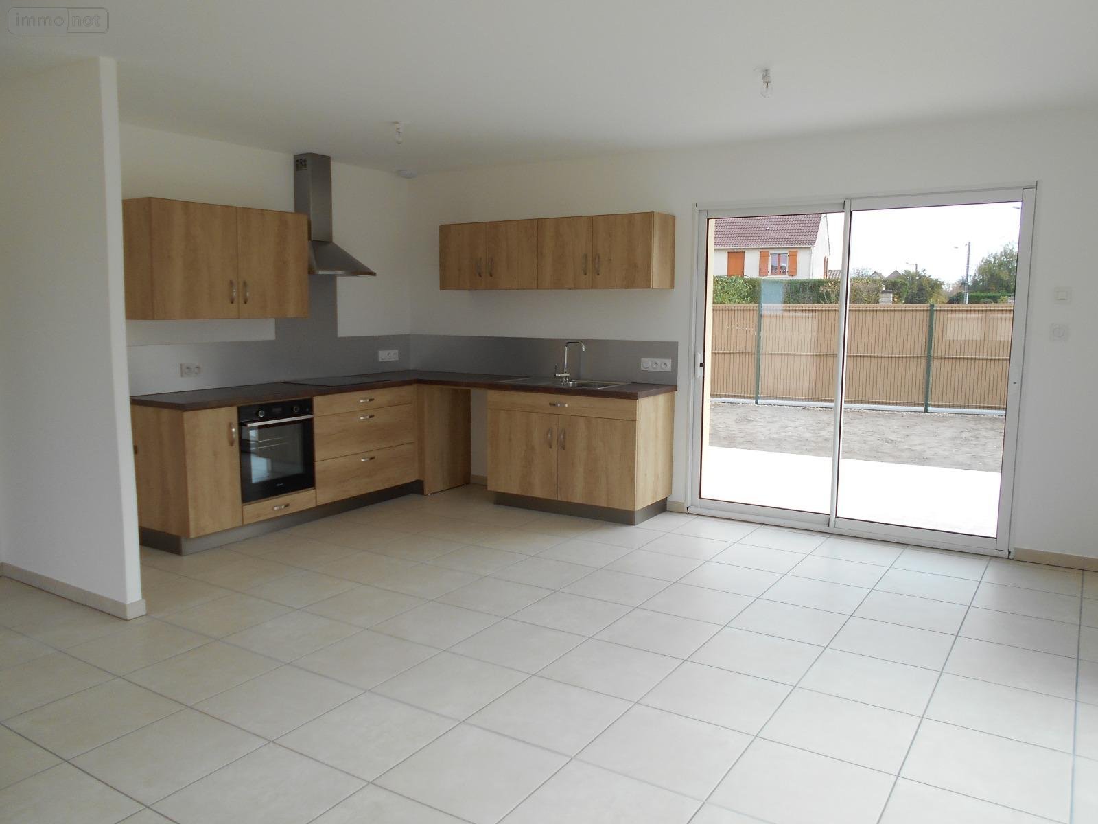 Location maison Saint-Marcel 71380 Saône-et-Loire 100 m2 5 pièces 1200 euros