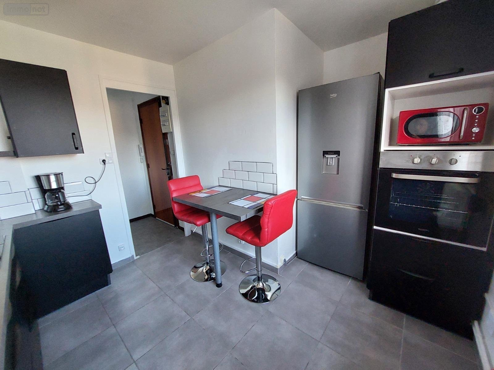 Location appartement Bourg-en-Bresse 01000 Ain 49 m2 2 pièces 750 euros