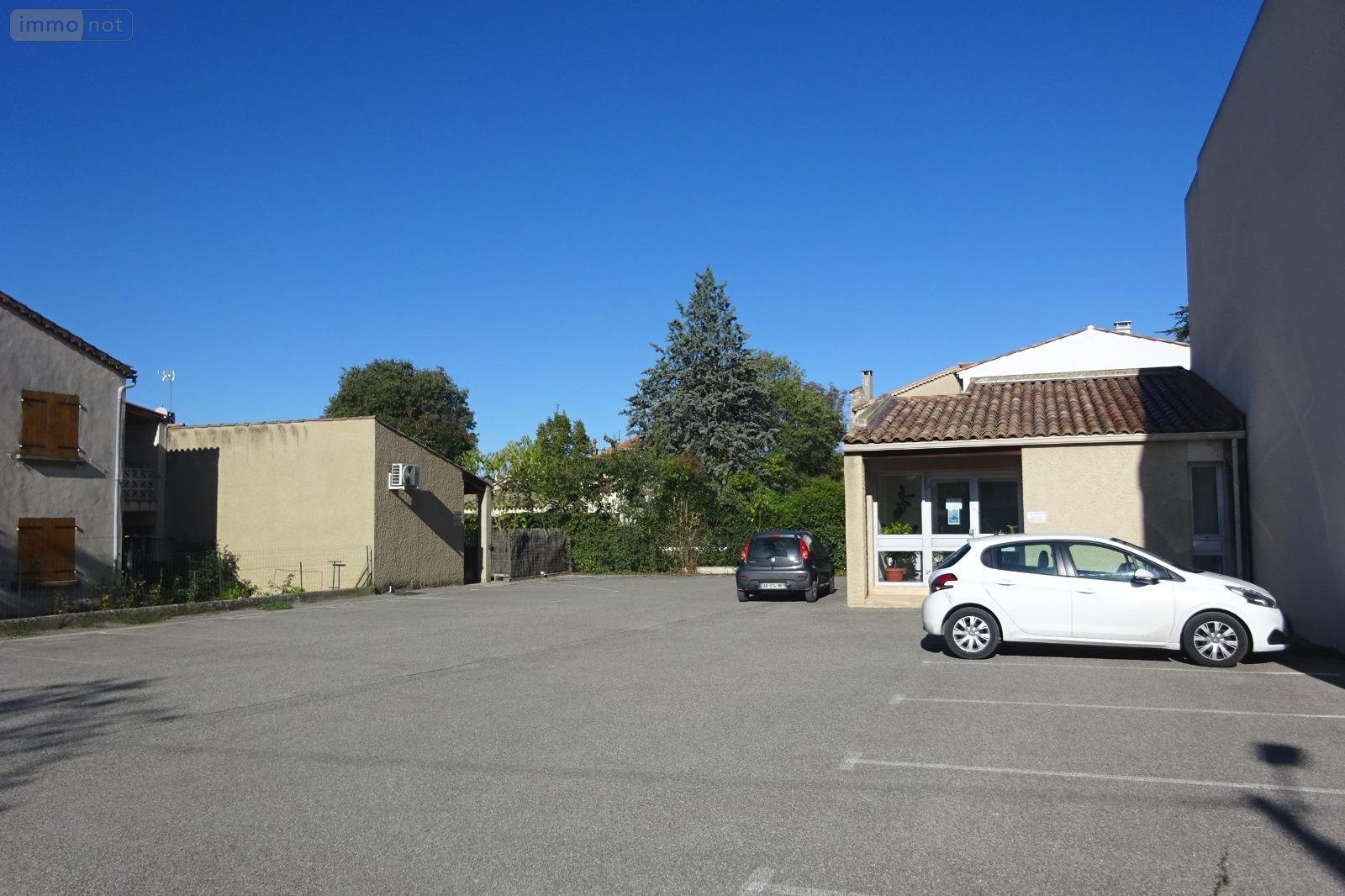 Divers a vendre Oraison 04700 Alpes-de-Haute-Provence 198 m2  323000 euros
