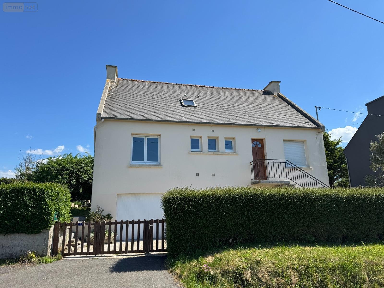 Maison a vendre Saint-Nic 29550 Finistère 137 m2 8 pièces 197500 euros