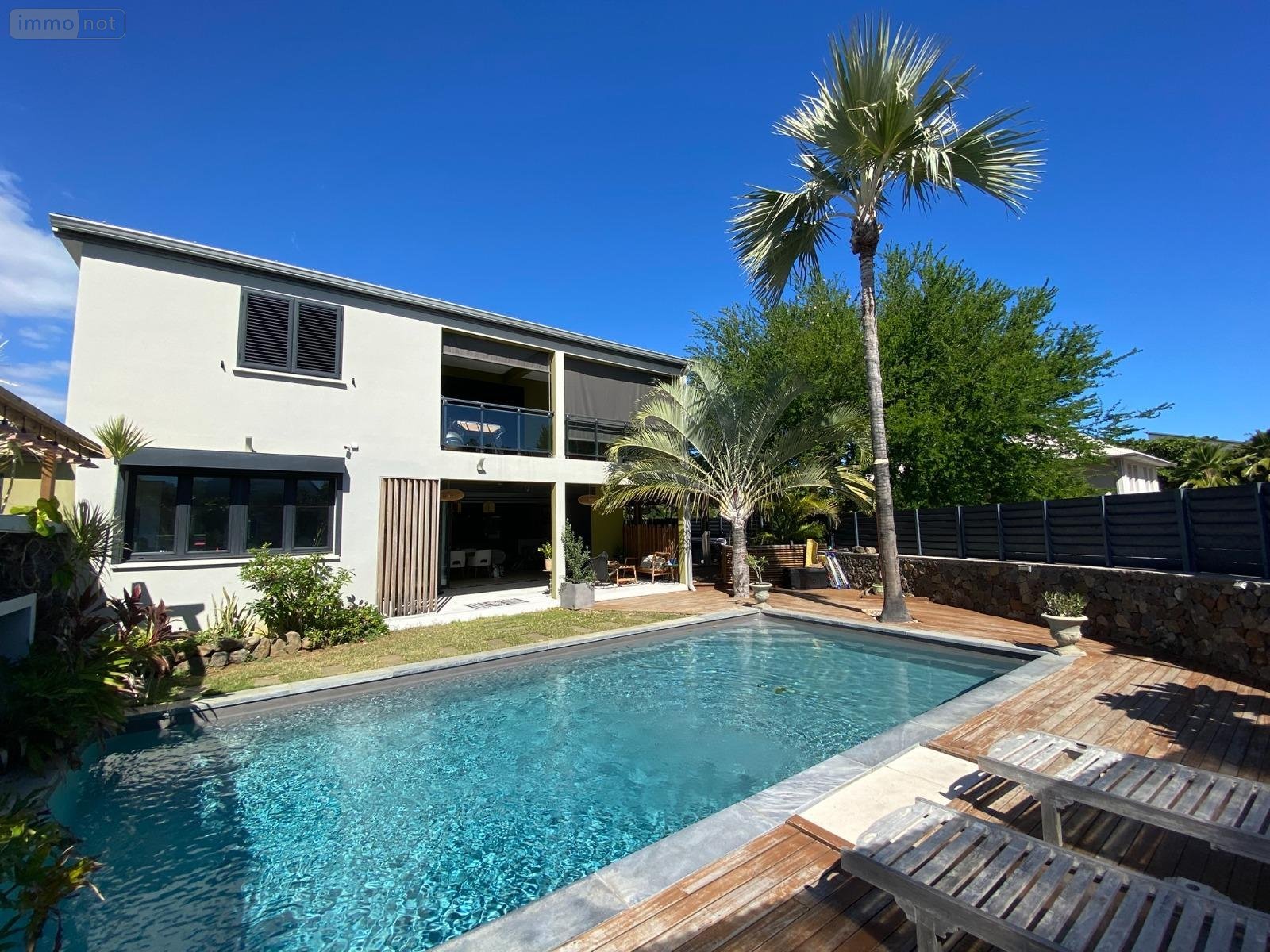 Maison a vendre Saint-Paul 97460 Réunion 280 m2 9 pièces 1350000 euros