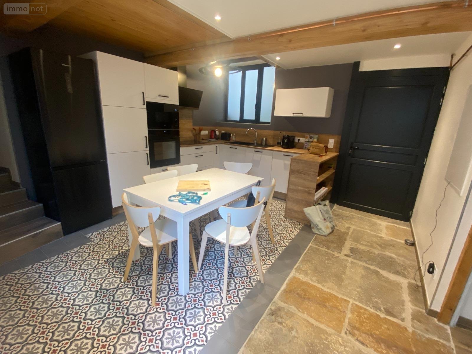 Location appartement Cluny 71250 Saône-et-Loire 110 m2 4 pièces 1350 euros