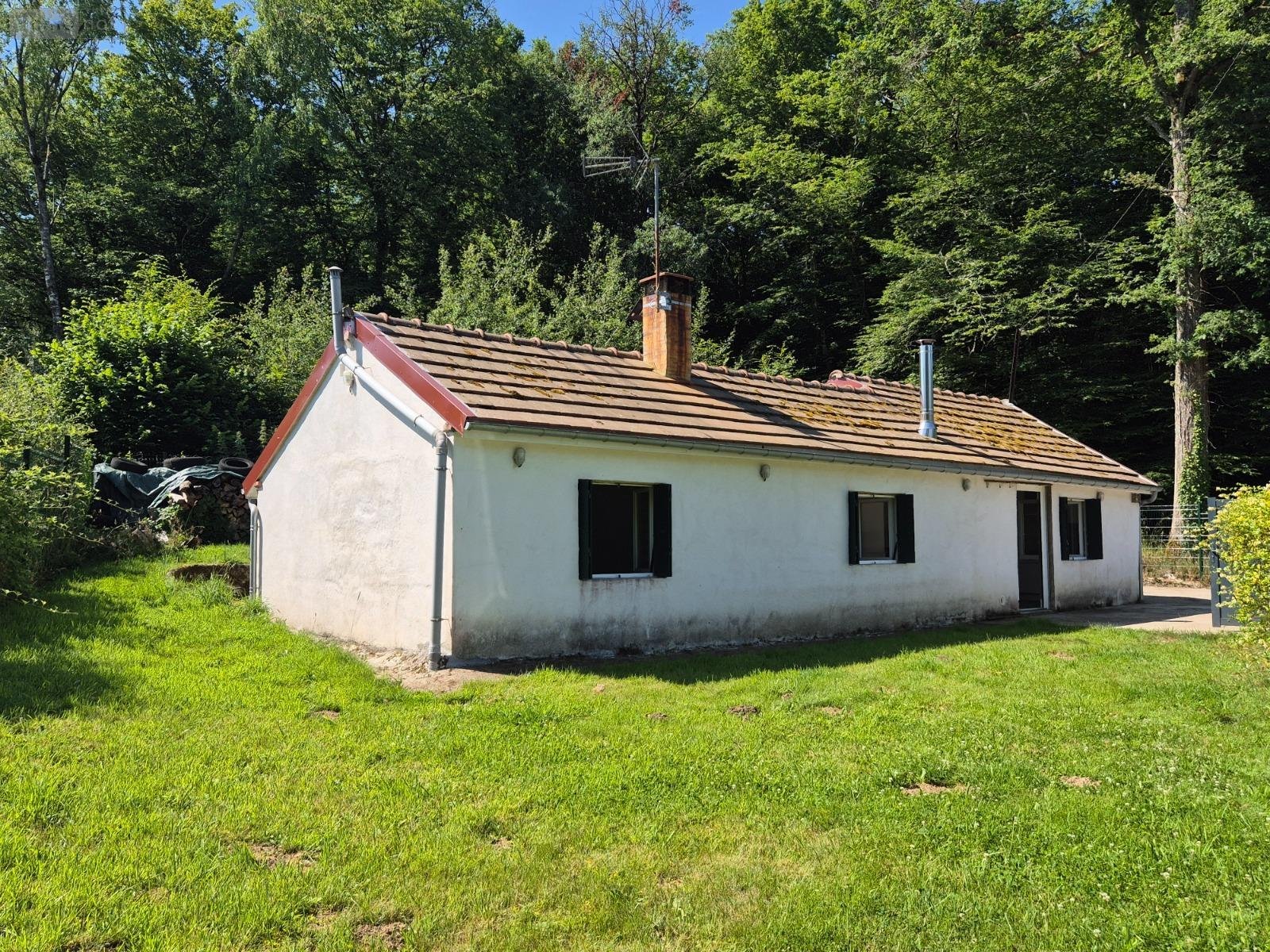 Maison a vendre Moutiers-en-Puisaye 89520 Yonne 59 m2 2 pièces 100000 euros