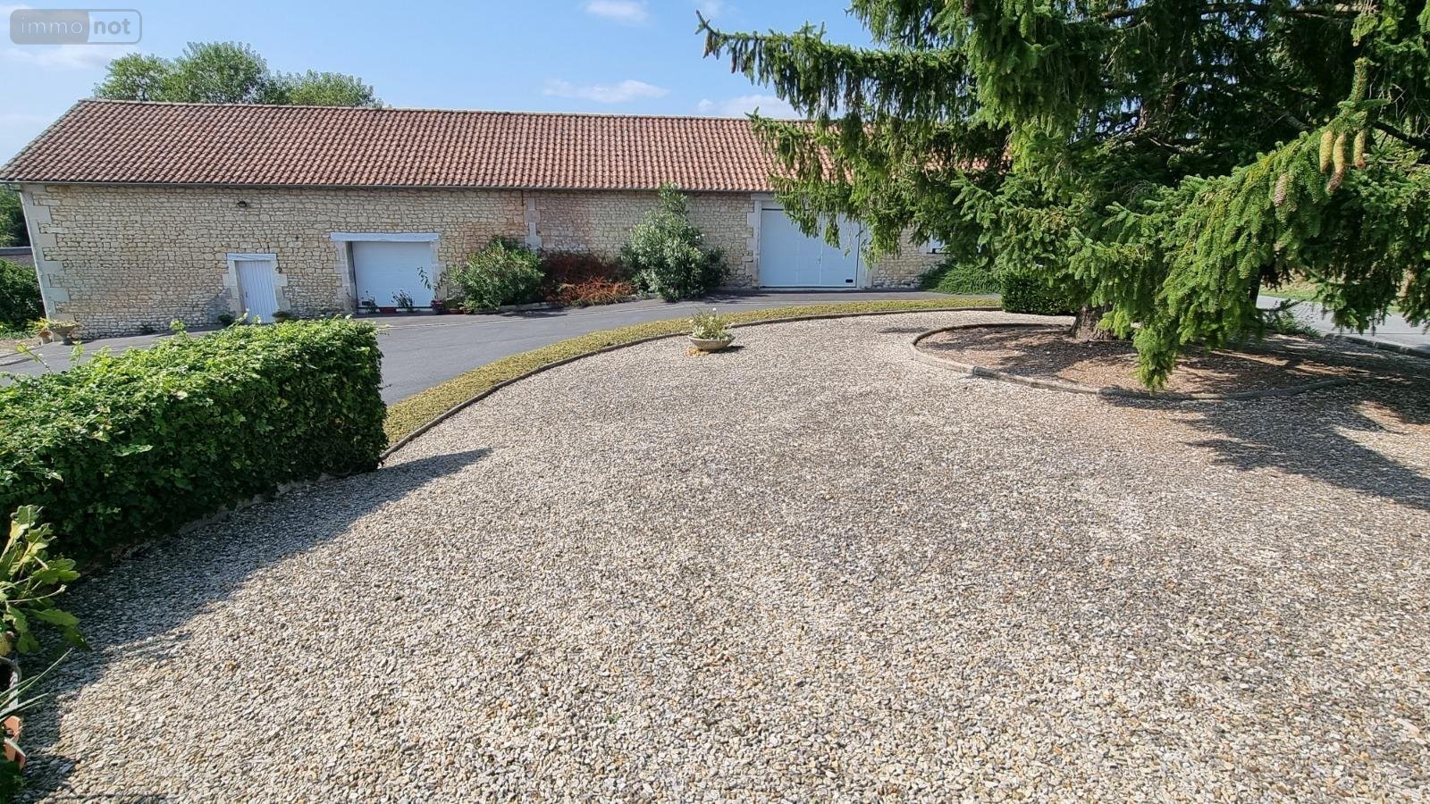 Maison a vendre Archiac 17520 Charente-Maritime 170 m2 6 pièces 204750 euros