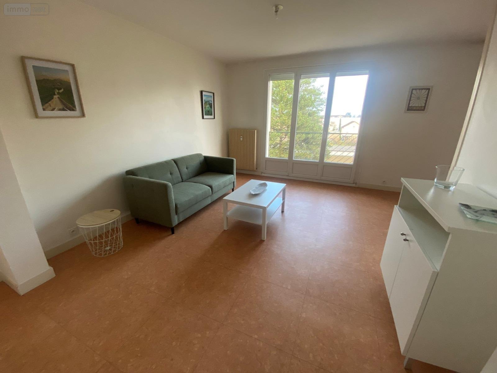 Location appartement Charnay-lès-Mâcon 71850 Saône-et-Loire 70 m2 3 pièces 680 euros