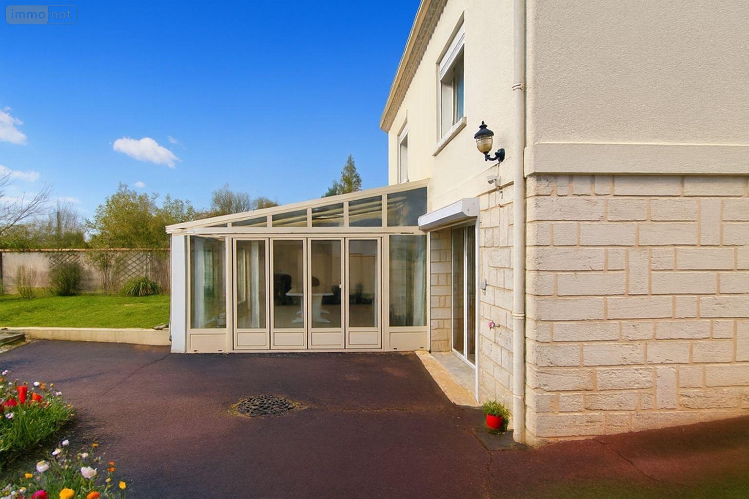 Maison a vendre Jonzac 17500 Charente-Maritime 115 m2 8 pièces 213000 euros