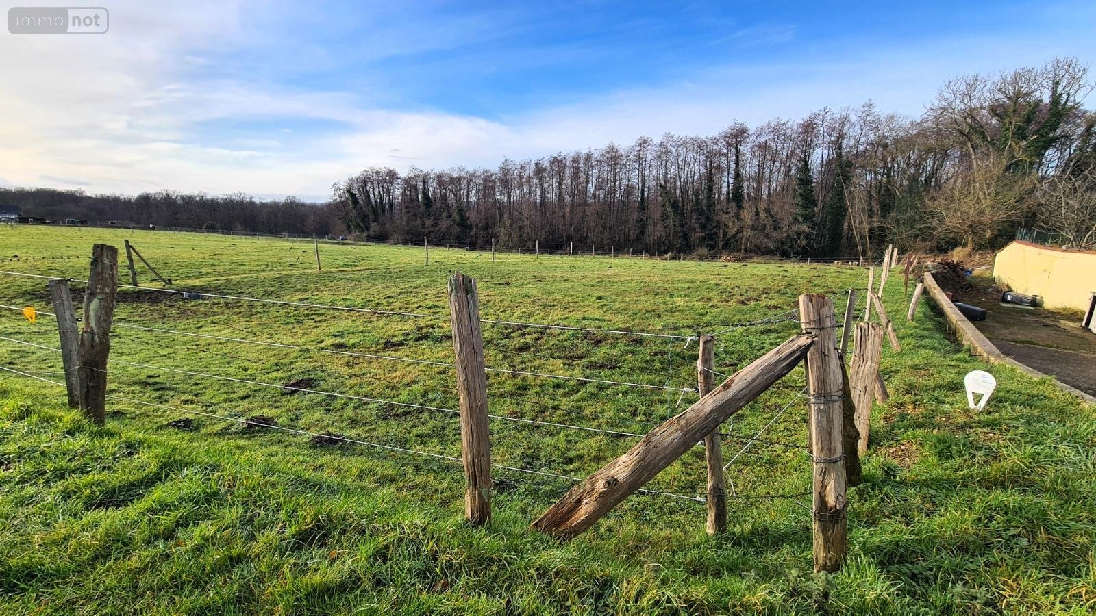 Terrain a batir a vendre Les Hogues 27910 Eure 1037 m2  54000 euros