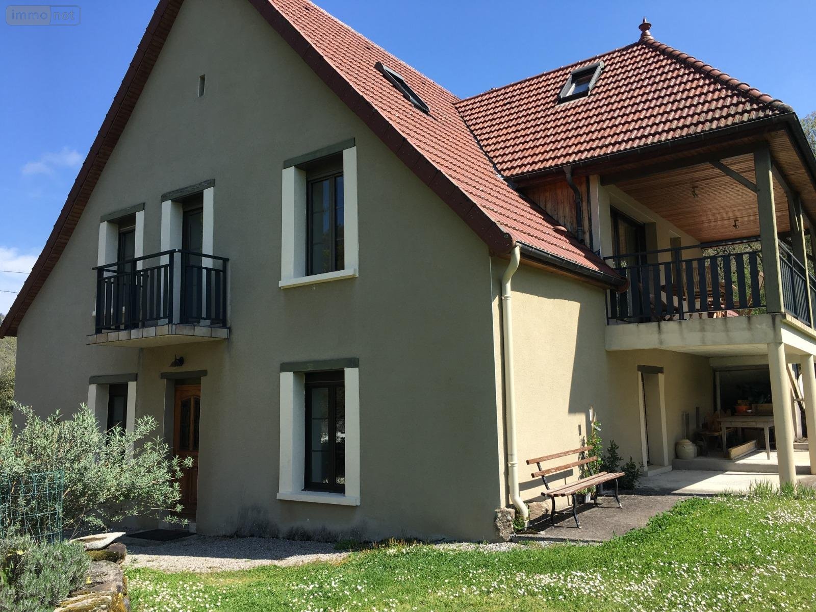 Maison a vendre Bort-les-Orgues 19110 Corrèze 256 m2  260000 euros