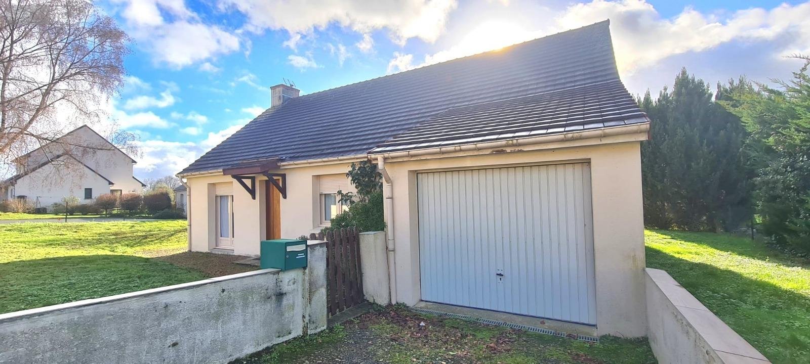 Maison a vendre Auvers-le-Hamon 72300 Sarthe 78 m2 4 pièces 136200 euros