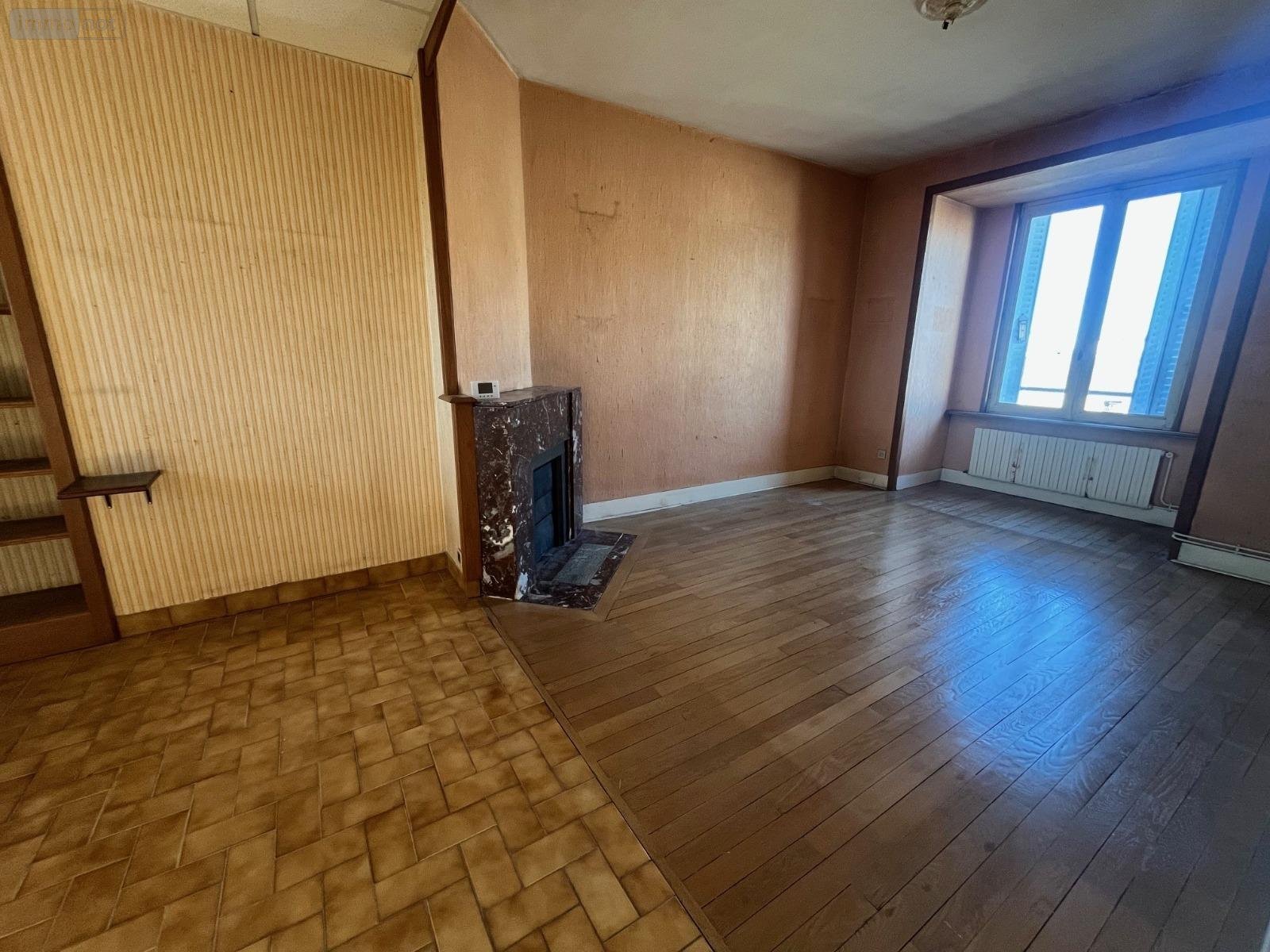 Appartement a vendre Bourg-en-Bresse 01000 Ain 70 m2 3 pièces 98000 euros