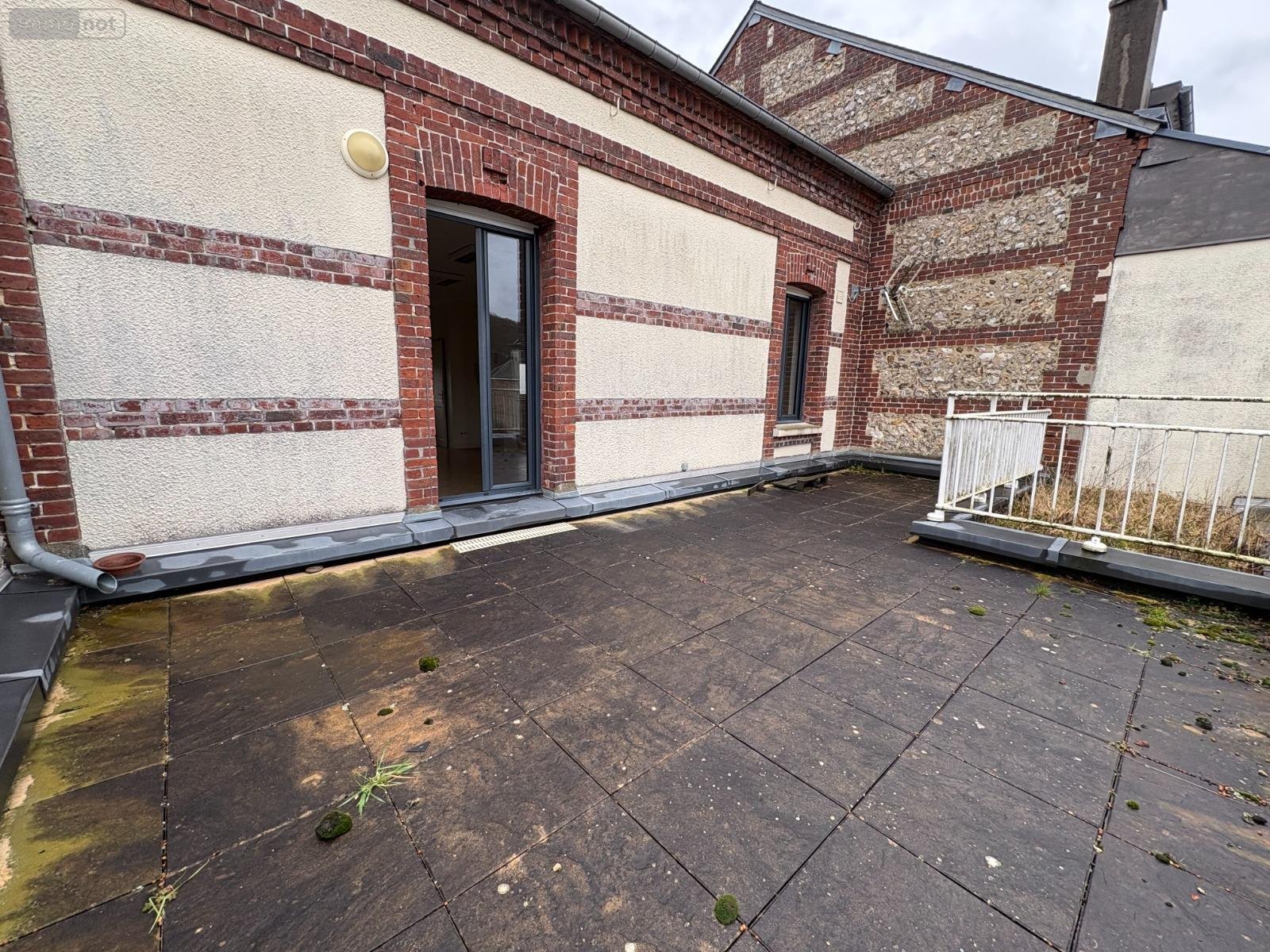 Immeuble a vendre Lillebonne 76170 Seine-Maritime 150 m2  220000 euros