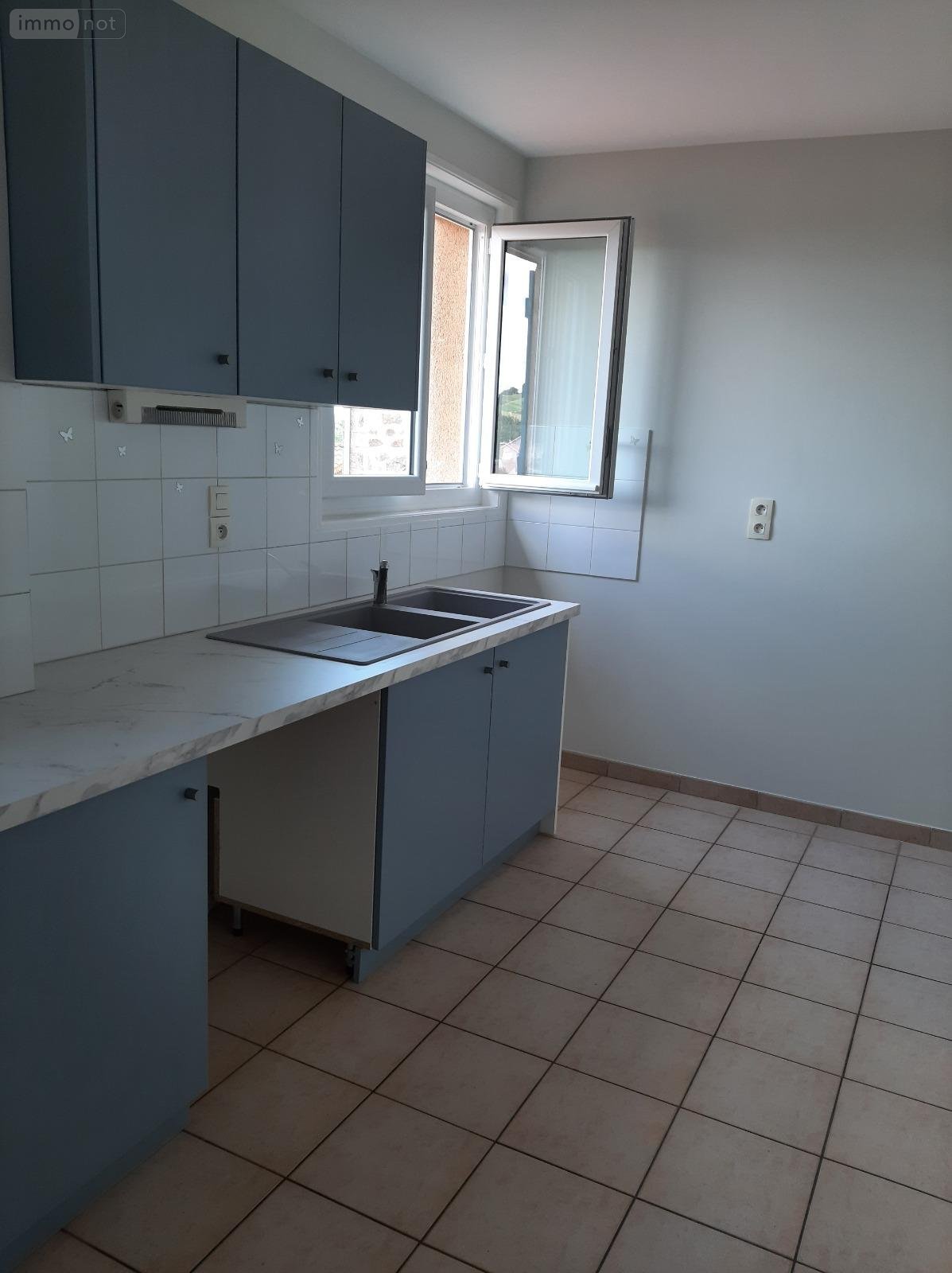 Location appartement Duerne 69850 Rhône 54 m2 4 pièces 560 euros