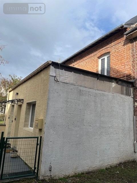 Immeuble a vendre La Fère 02800 Aisne 150 m2  116600 euros