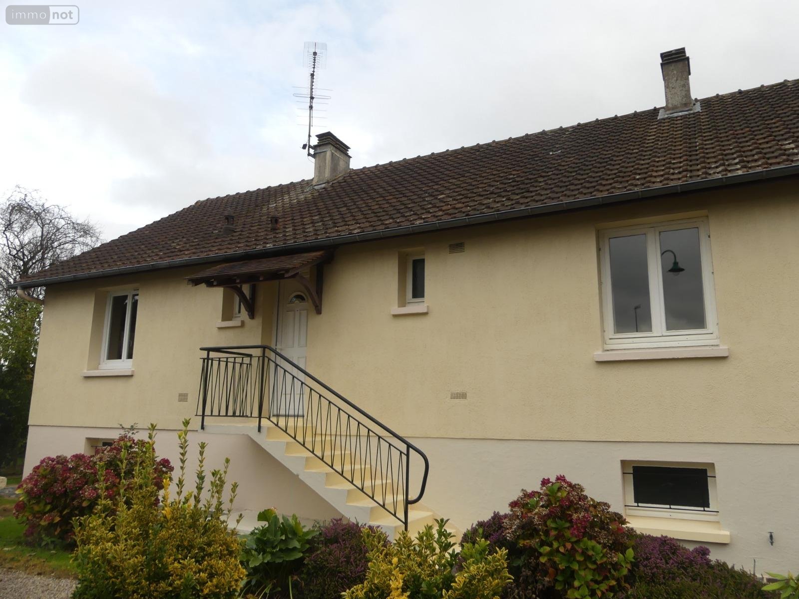 Location maison Thiberville 27230 Eure 83 m2 4 pièces 690 euros