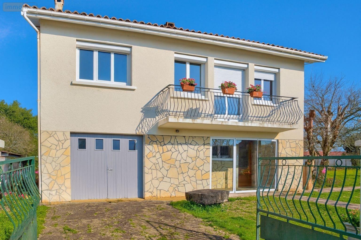 Maison a vendre Jonzac 17500 Charente-Maritime 97 m2 5 pièces 173250 euros