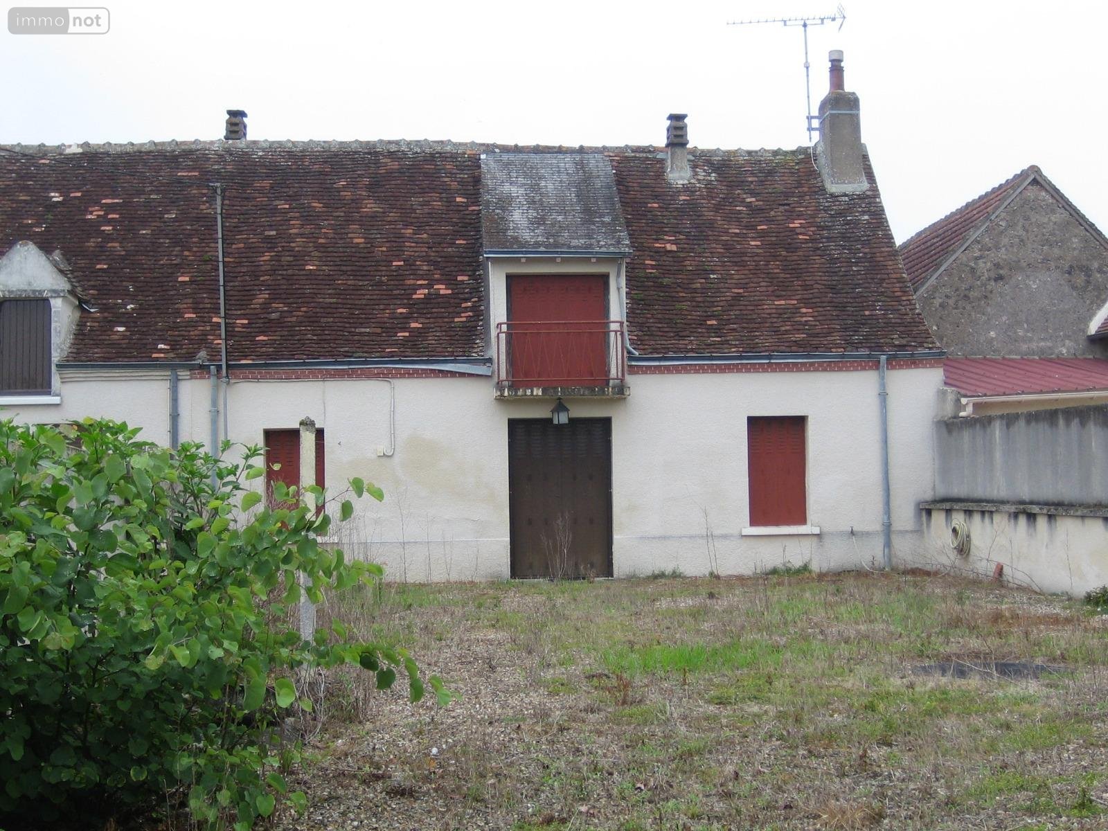 Maison a vendre Gièvres 41130 Loir-et-Cher 71 m2 3 pièces 27000 euros
