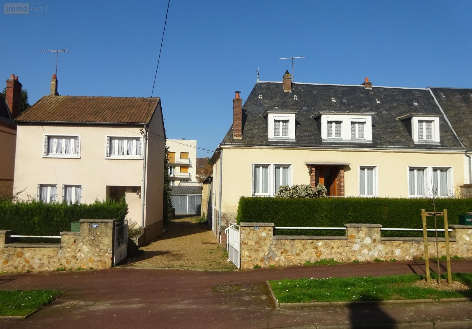 Maison a vendre Nogent-le-Rotrou 28400 Eure-et-Loir 180 m2 9 pièces 318000 euros