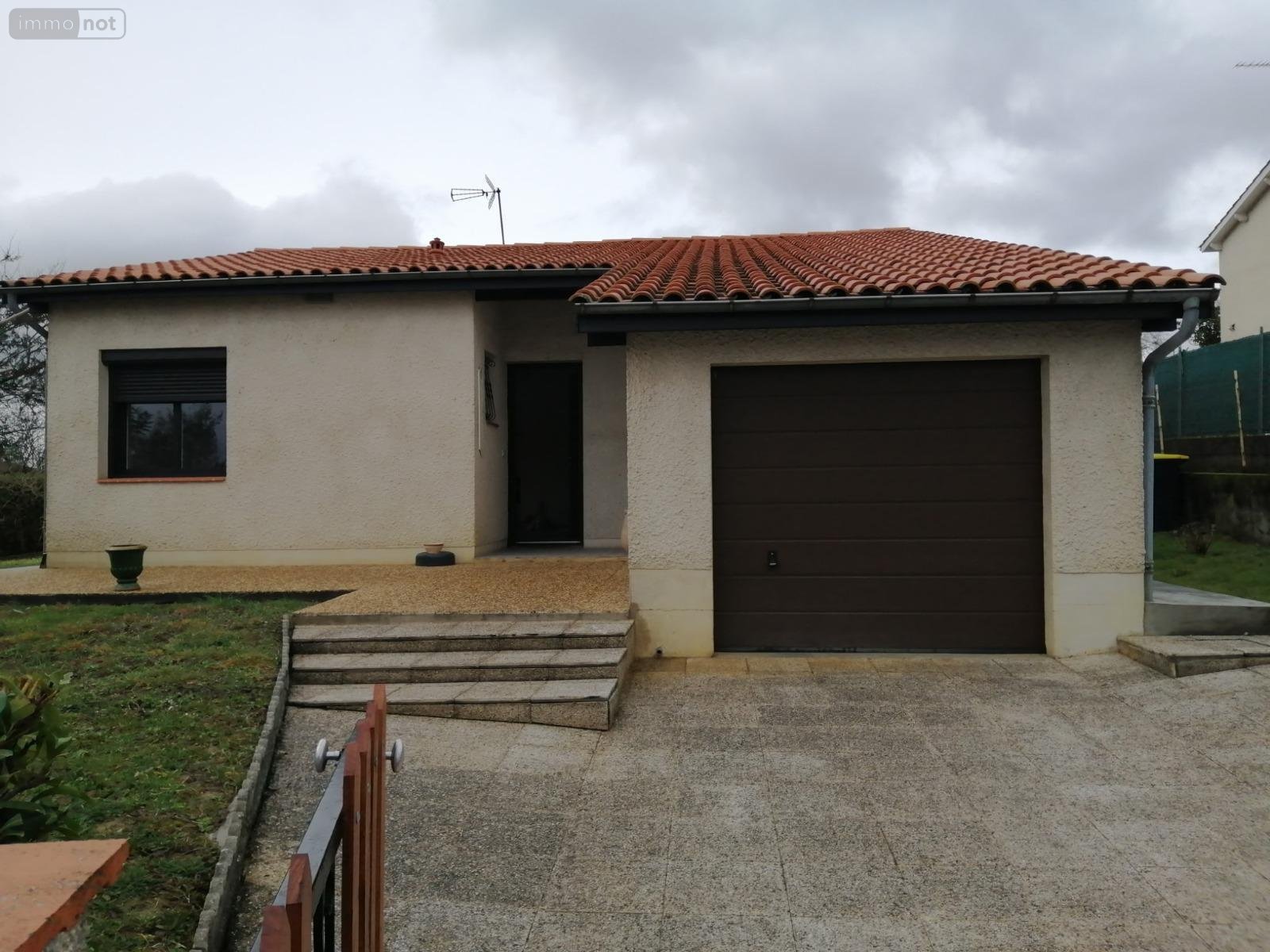 Maison a vendre Beaumont-de-Lomagne 82500 Tarn-et-Garonne 90 m2 4 pièces 183750 euros