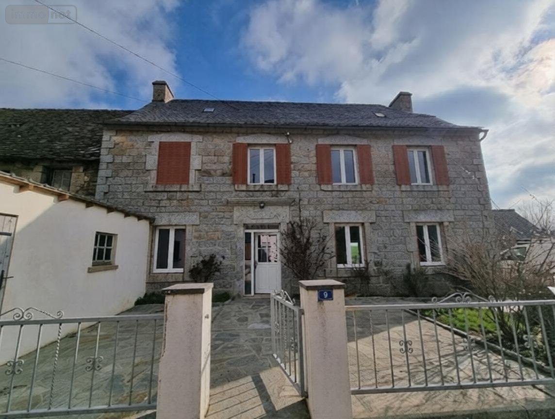 Maison a vendre Chaudes-Aigues 15110 Cantal 131 m2 6 pièces 204750 euros