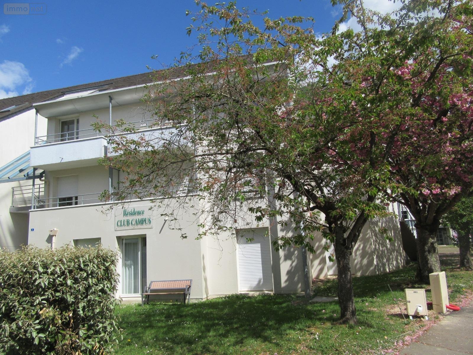 Location appartement Bruz 35170 Ille-et-Vilaine 30 m2 1 pièce 570 euros