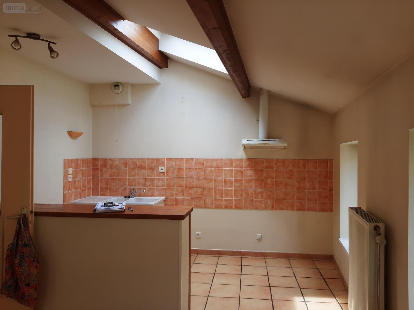 Location appartement Saint-Martin-en-Haut 69850 Rhône 50 m2 3 pièces 668 euros