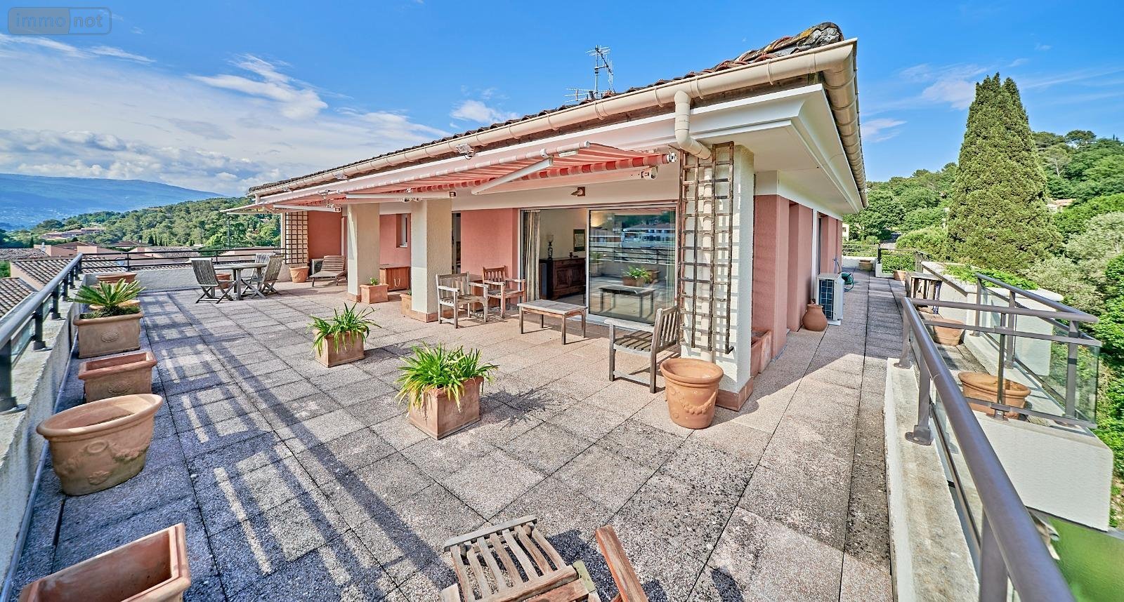 Appartement a vendre Mougins 06250 Alpes-Maritimes 139 m2 5 pièces 932800 euros