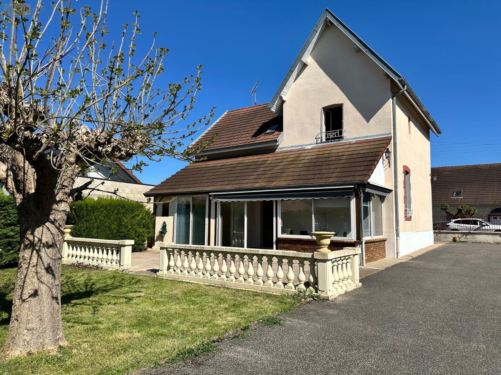 Maison a vendre Tavaux 39500 Jura 115 m2  215000 euros