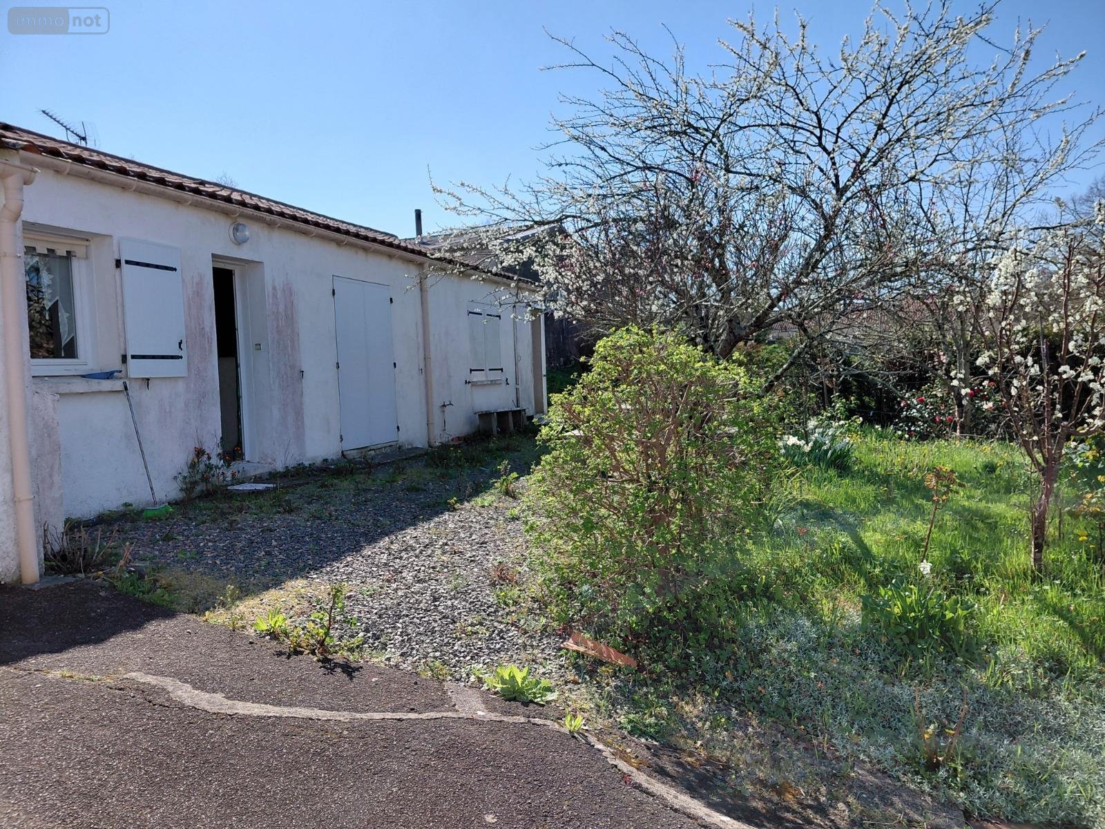 Maison a vendre Sainte-Foy 85150 Vendée 80 m2 5 pièces 231000 euros