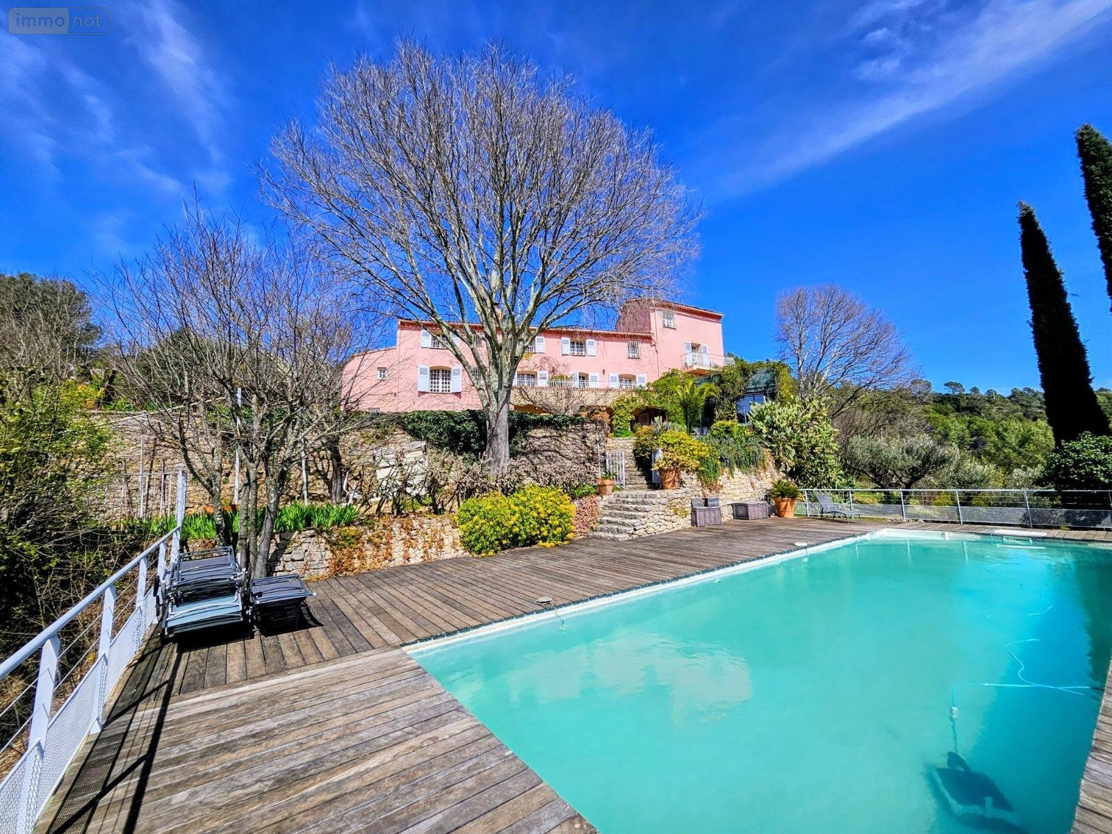 propriete a vendre Entrecasteaux 83570 Var 360 m2 11 pièces 1000000 euros