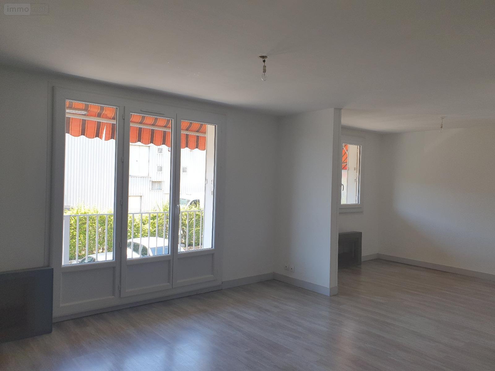Location appartement Montluel 01120 Ain 71 m2 4 pièces 965 euros