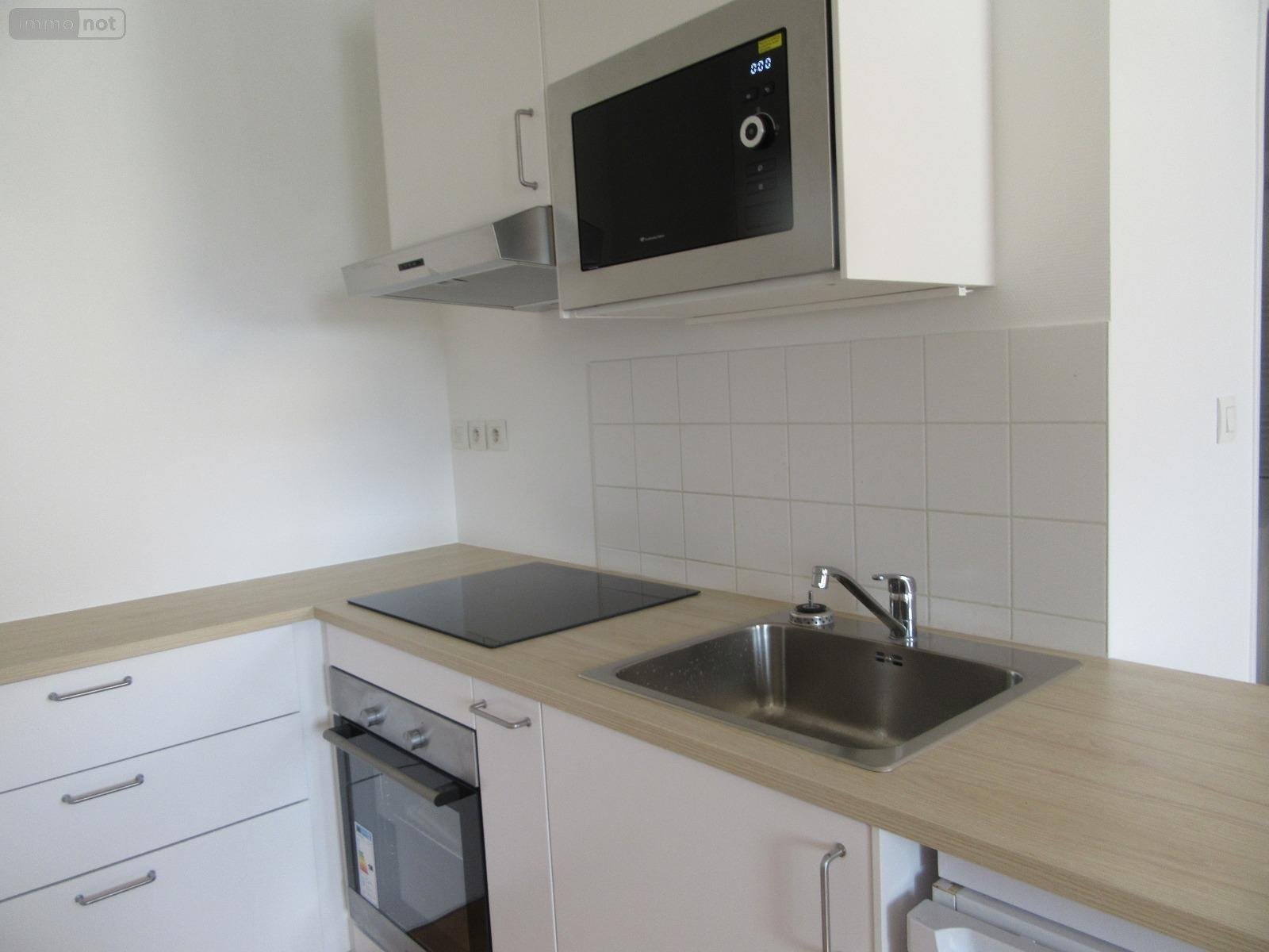 Location appartement Bruz 35170 Ille-et-Vilaine 27 m2 1 pièce 580 euros