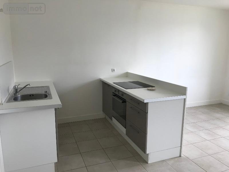 Location appartement Saint-André-les-Vergers 10120 Aube 55 m2 3 pièces 650 euros
